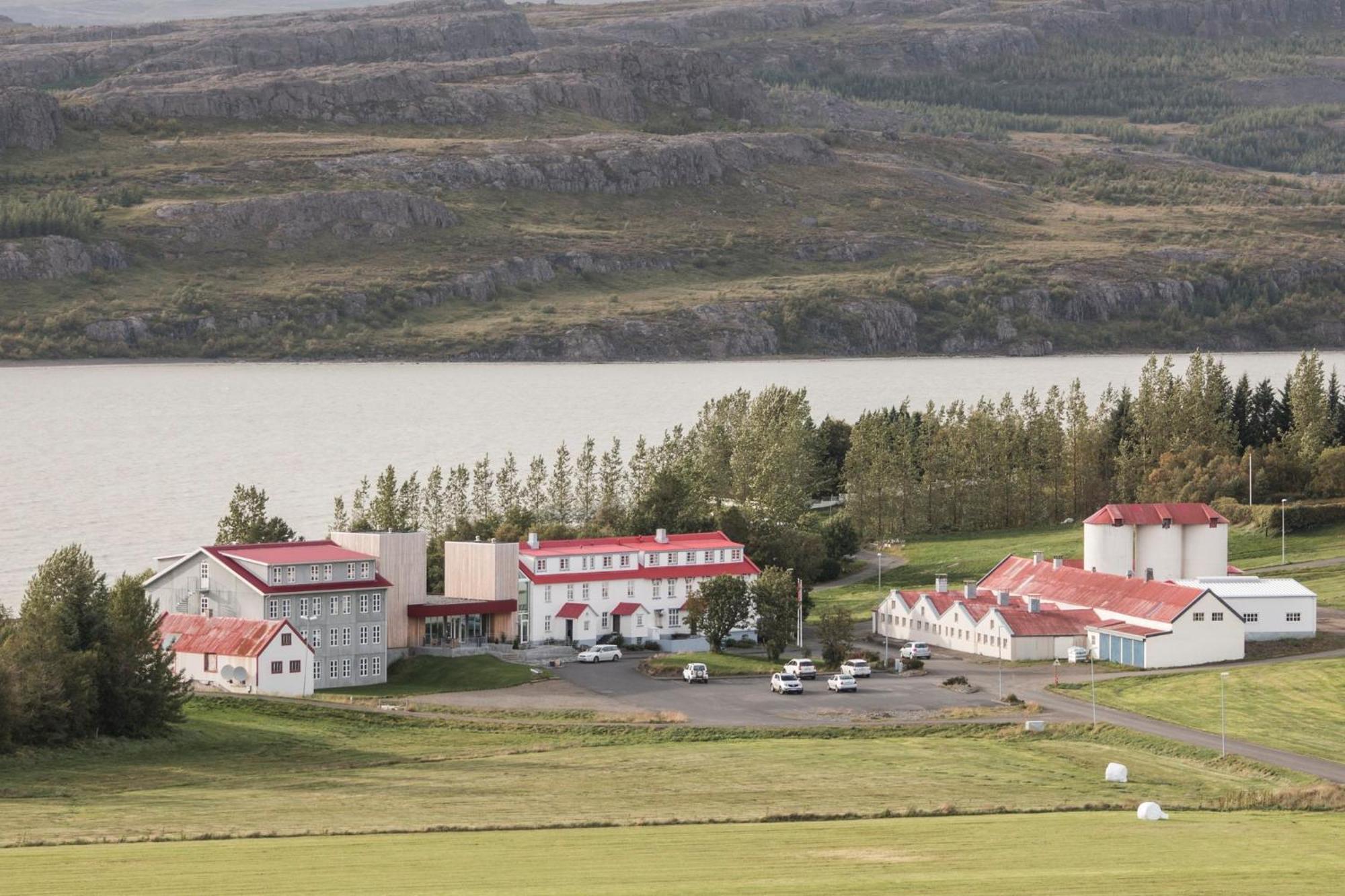 Gistihusith - Lake Hotel Egilsstadir Exterior foto