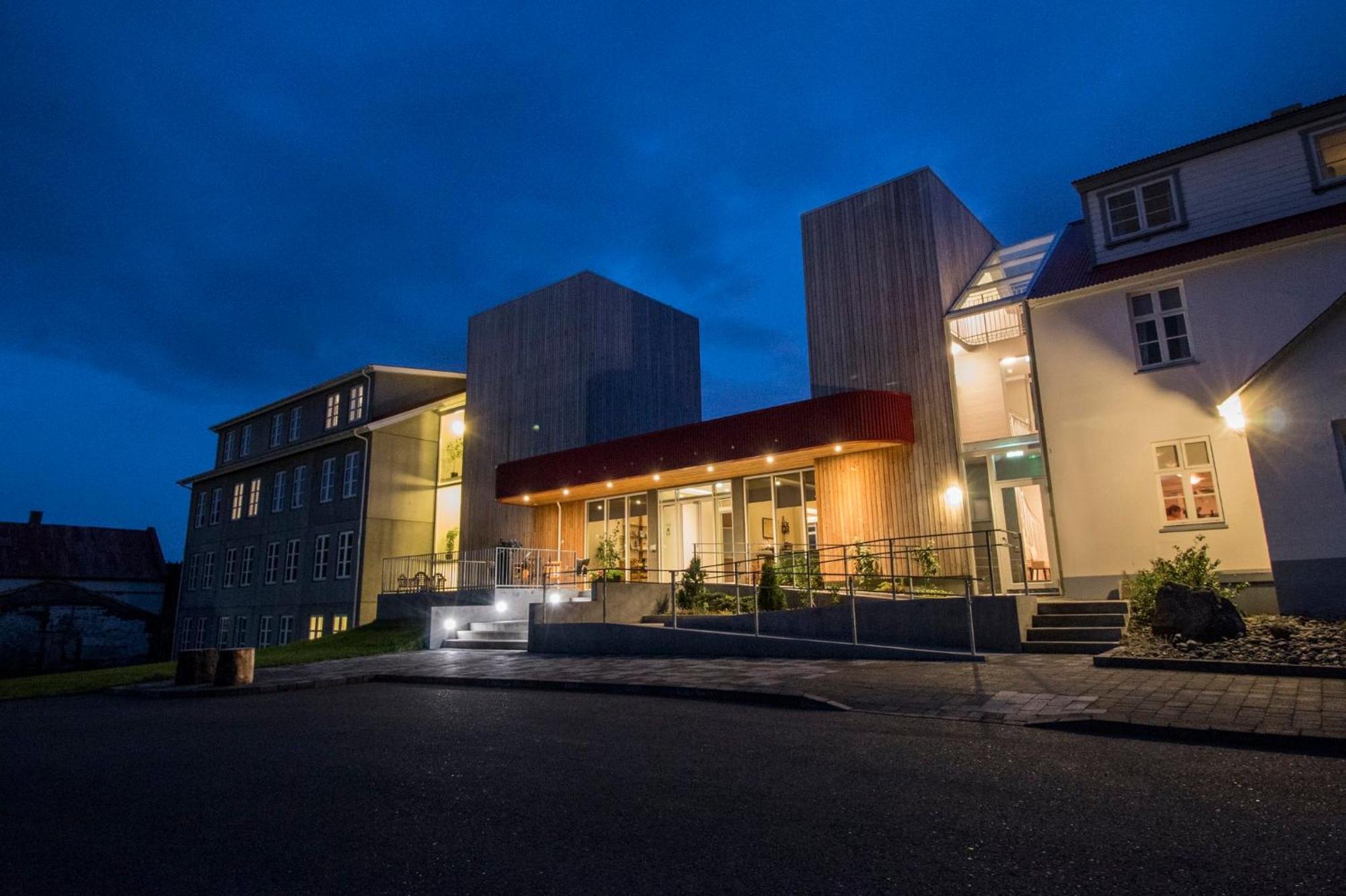 Gistihusith - Lake Hotel Egilsstadir Exterior foto
