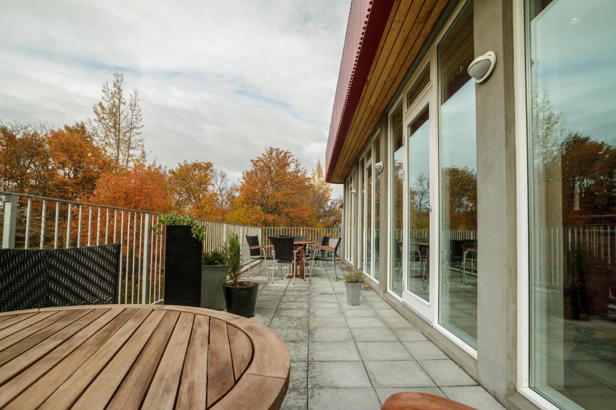 Gistihusith - Lake Hotel Egilsstadir Exterior foto